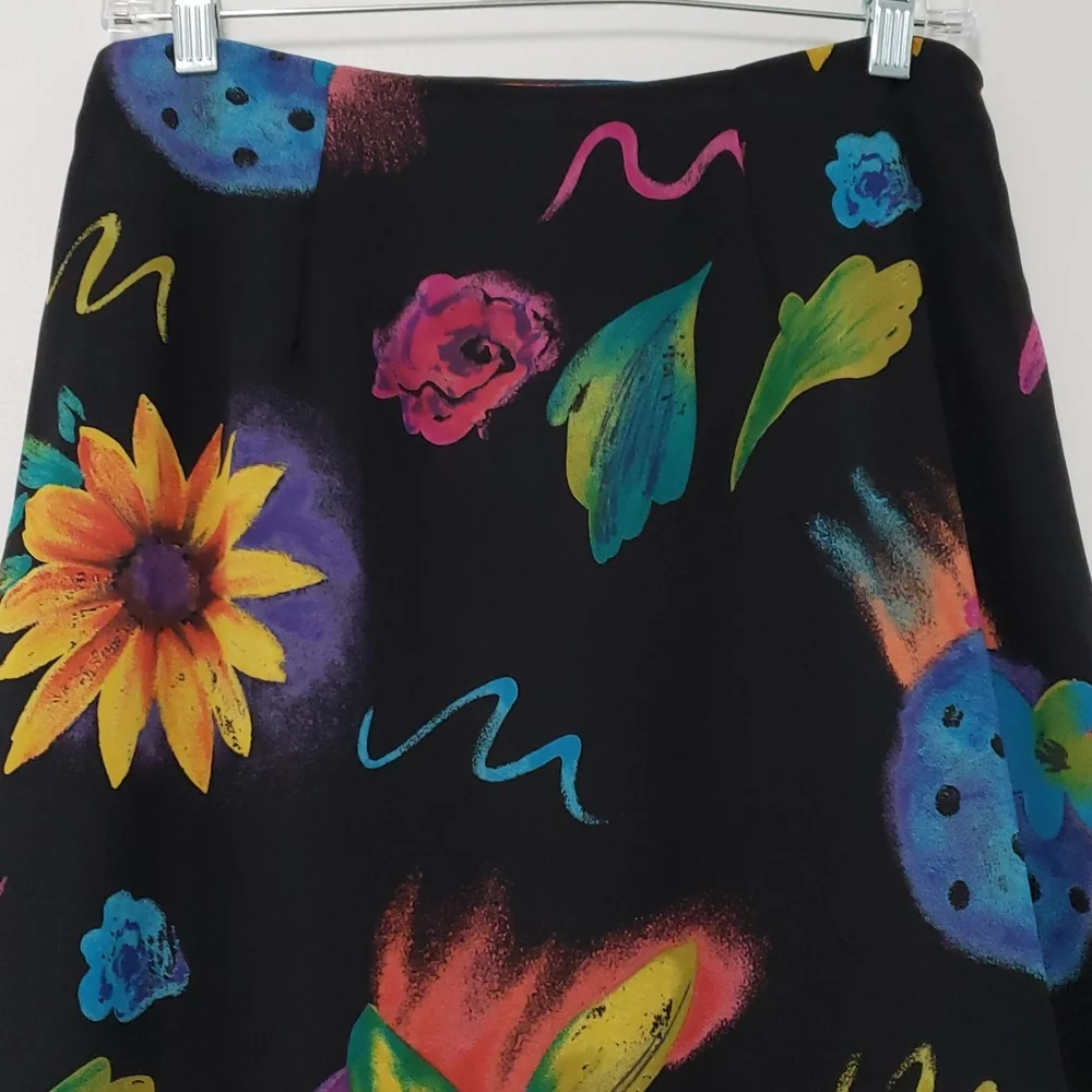 Vintage bright floral wrap-style maxi skirt‎